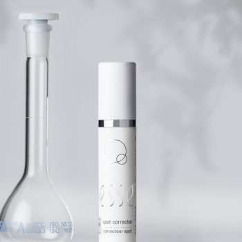 Esse Clarifying Spot Corrector